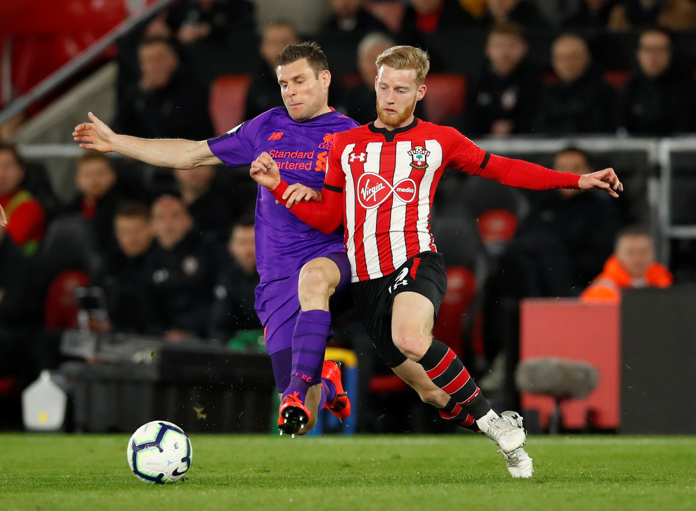 记者：阿贾克斯正接触前狼堡主帅西莫尼斯，视为海廷加继任者