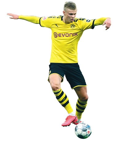 意甲三分制时代，斯帕莱蒂是第二位率队参加过三大德比的主帅