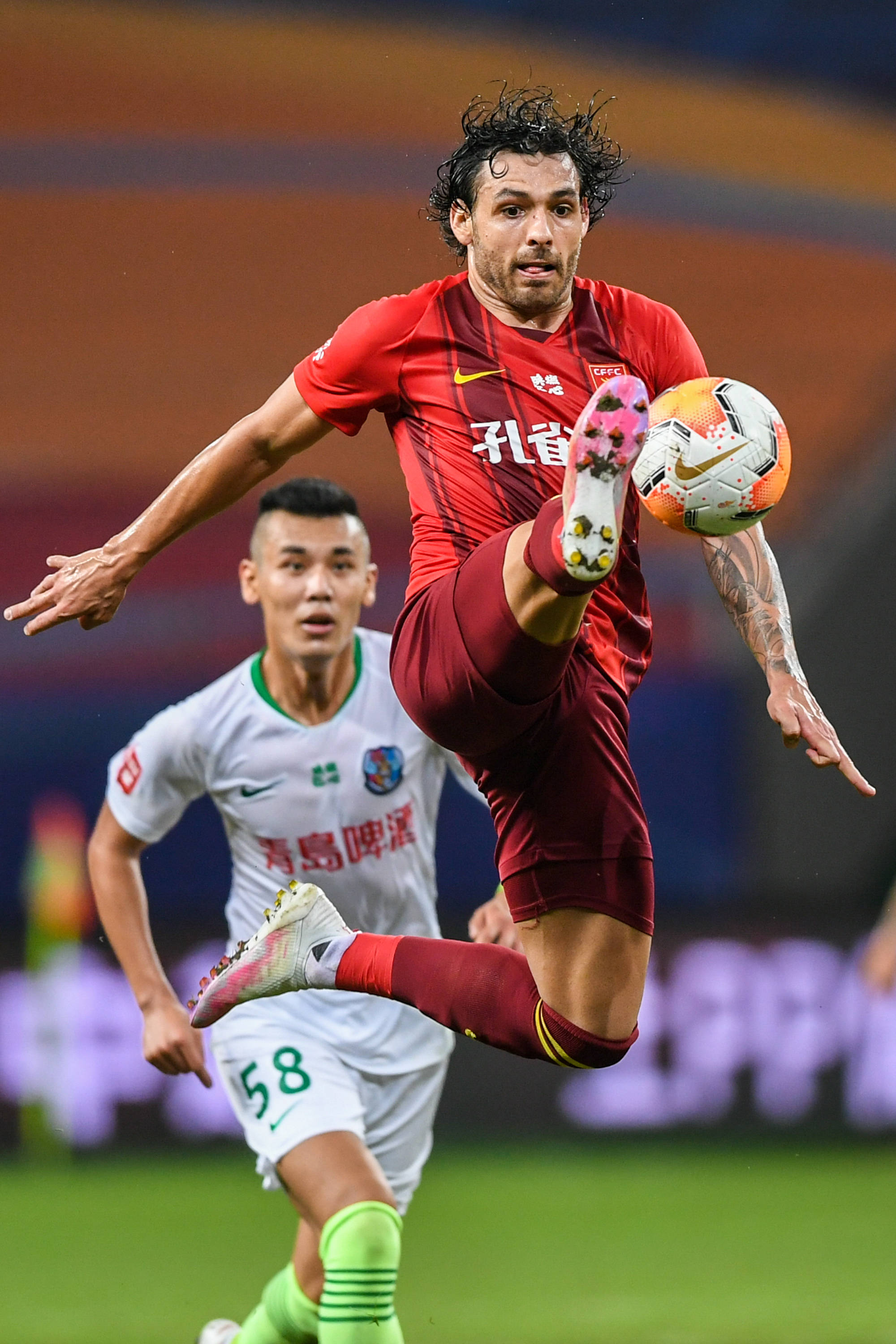 李冰冰三刷新疆滑雪场，明星效应如何引爆冰雪经济？