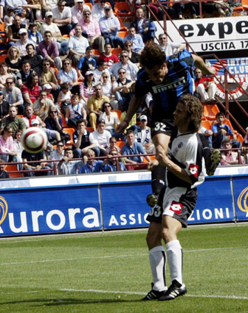 WCBA六大女帅，最近境况如何？竟是霄壤之别