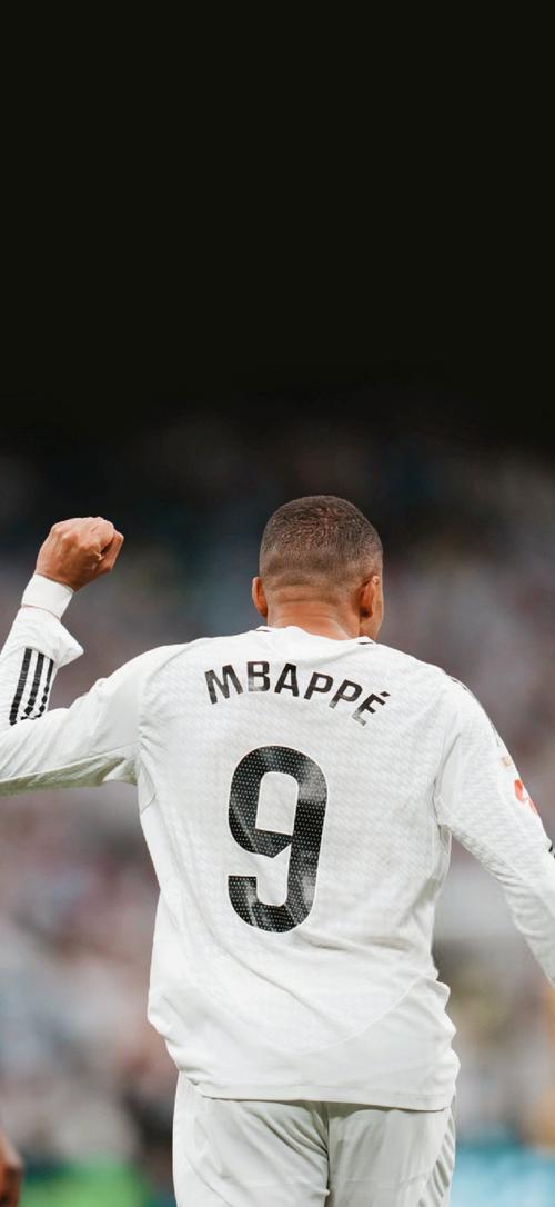 足球报：国安五夺足协杯冠军，憋屈半年终于可以痛快一回