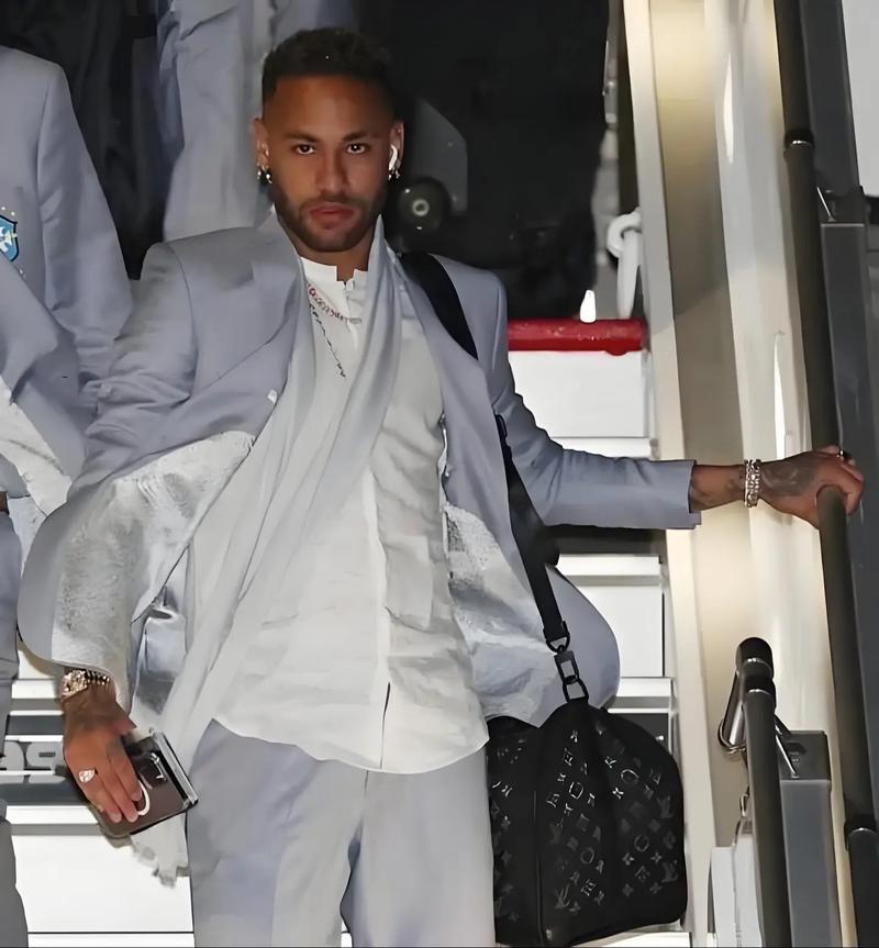 穆勒：想和迈阿密国际会师美职联决赛，我会再次击败梅西